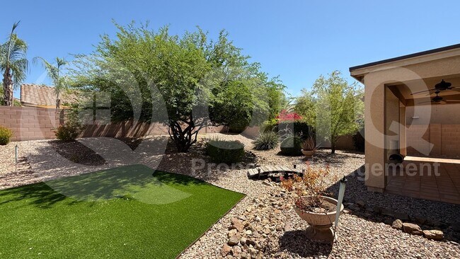 2314 W Spur Dr Phoenix, AZ 85085 photo 3