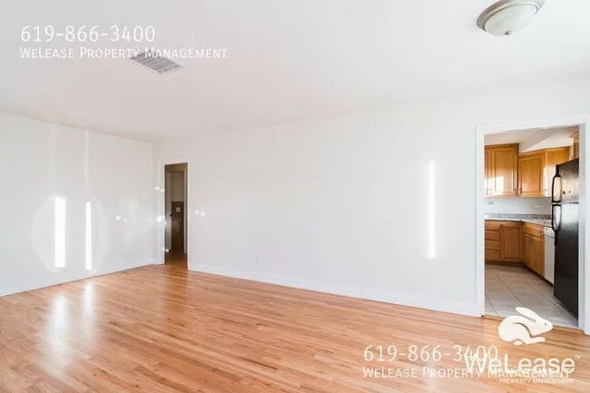 6050 Schuyler St San Diego, CA 92139 photo 3