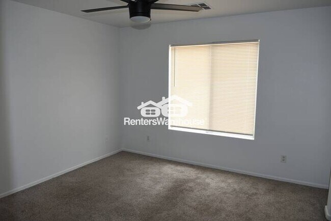 1623 E Silverbirch Ave Buckeye, AZ 85326 photo 4