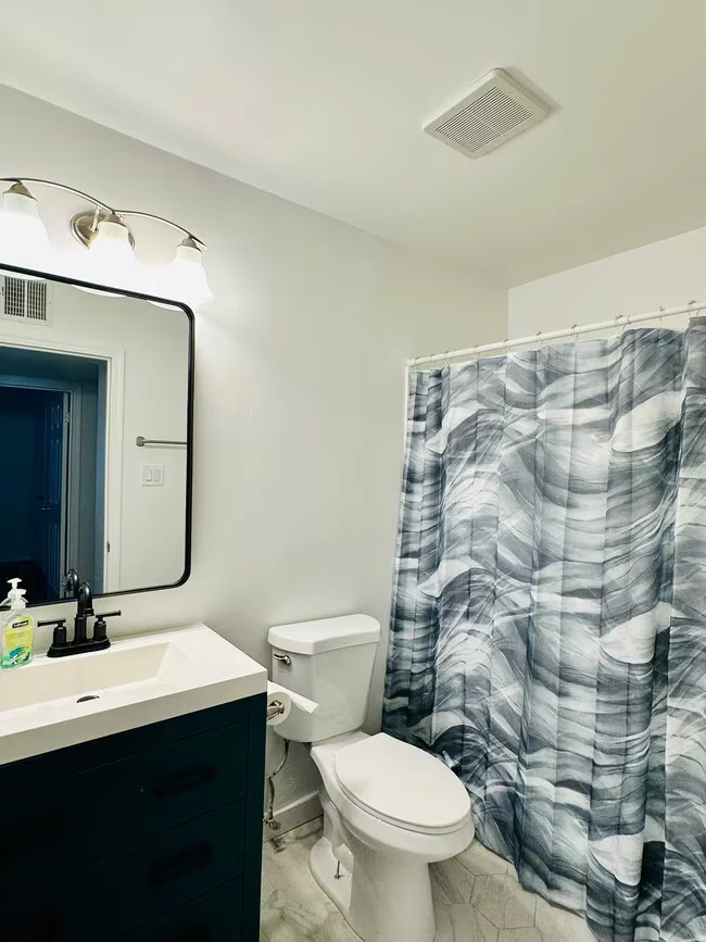 1020 S Lola Ln Tempe, AZ 85281 photo 3
