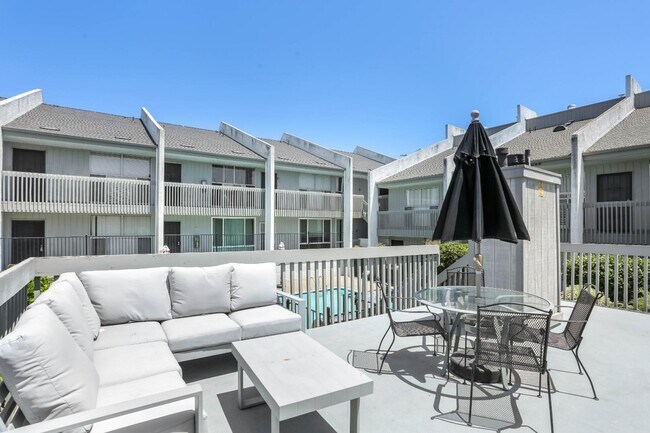 1124 Eureka St San Diego, CA 92110 photo 5