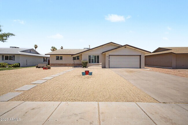 408 E La Jolla Dr Tempe, AZ 85282