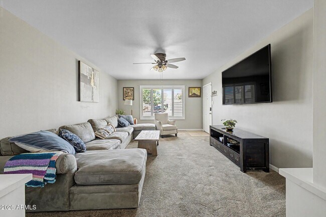 408 E La Jolla Dr Tempe, AZ 85282 photo 4