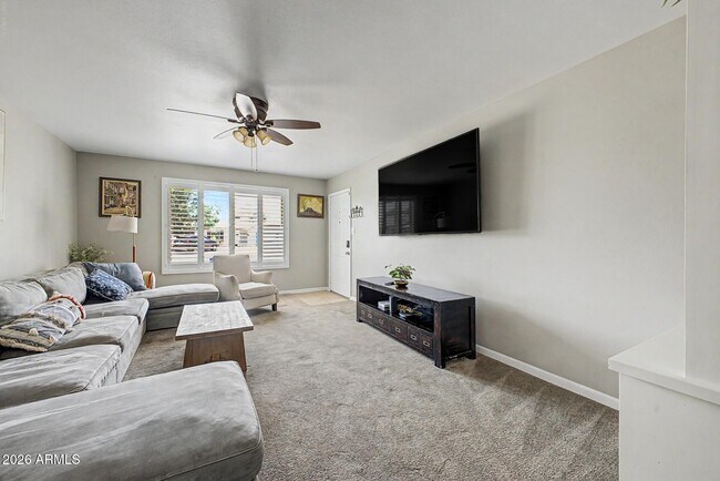 408 E La Jolla Dr Tempe, AZ 85282 photo 5