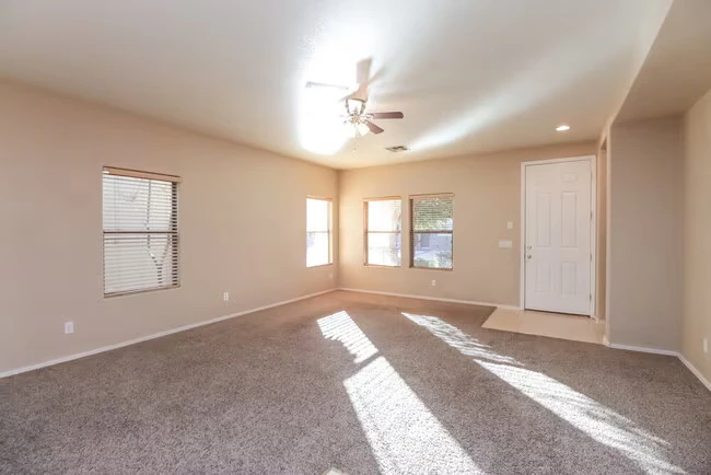 5829 E Harmony Ave Mesa, AZ 85206 photo 2