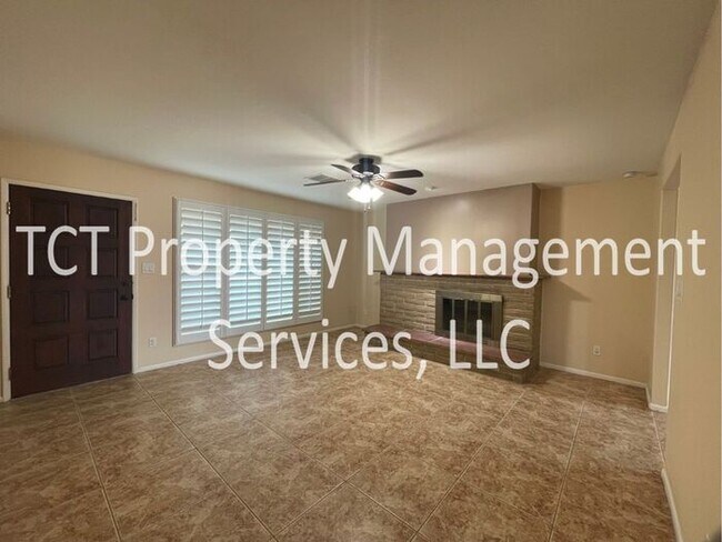 1209 E Hermosa Dr Tempe, AZ 85282 photo 2