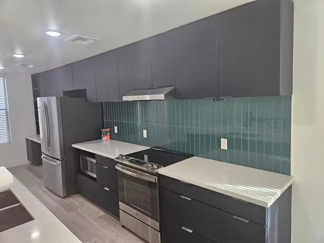 251 S Roosevelt St Tempe, AZ 85281 photo 3