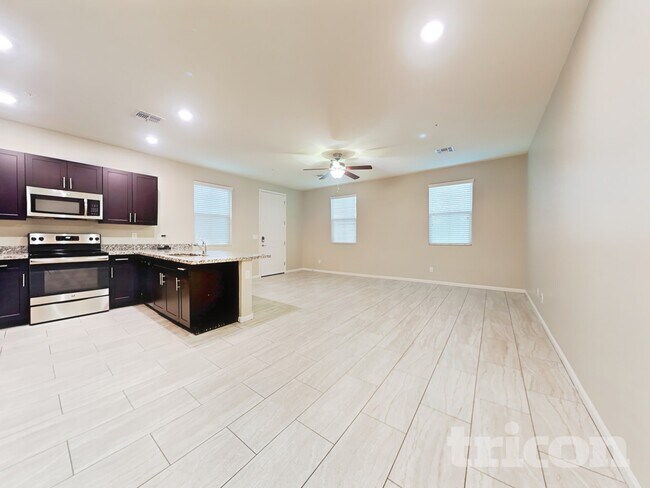 28954 N 124th Glen Peoria, AZ 85383 photo 4