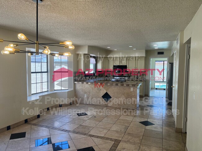 5431 W Cochise Dr Glendale, AZ 85302 photo 5