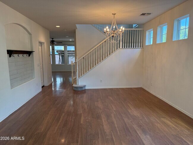3446 E Mesquite St photo 5