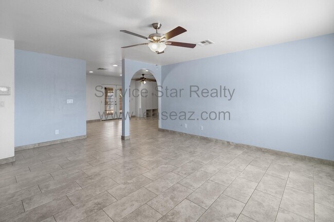 7137 N 33rd Ave Phoenix, AZ 85051 photo 5