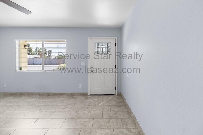7137 N 33rd Ave Phoenix, AZ 85051 photo 4