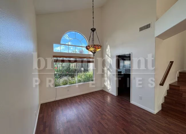 1839 Olympus Loop Dr Vista, CA 92081 photo 4