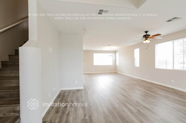 7233 S 39th Way Phoenix, AZ 85042 photo 3