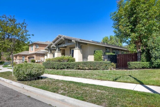 584 Chandler Ct Escondido, CA 92027 photo 3