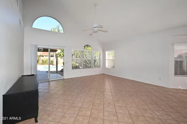 5730 E Gelding Dr Scottsdale, AZ 85254 photo 5