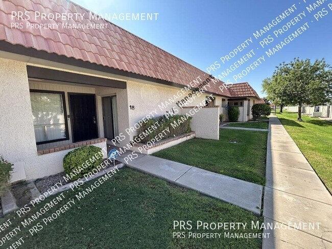 195 N Cottonwood St Chandler, AZ 85225 photo 2