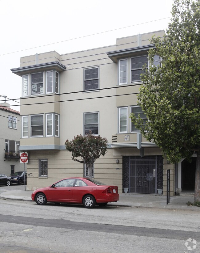 1BR/1BA Apartment on 19th St · San Francisco photo 3