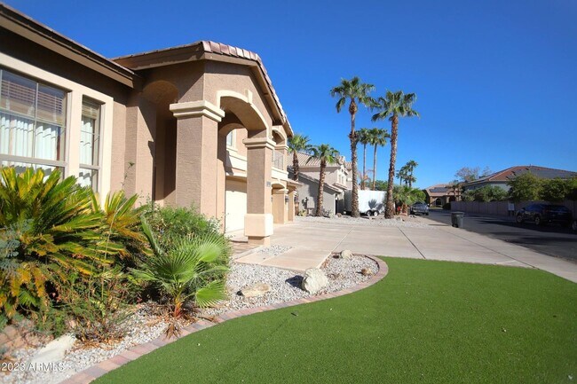 4596 S Hudson Pl Chandler, AZ 85249 photo 3