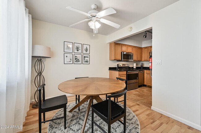 1702 W Tuckey Ln Phoenix, AZ 85015 photo 5