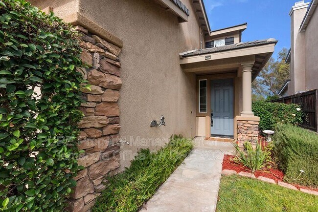29444 Masters Dr Murrieta, CA 92563 photo 2