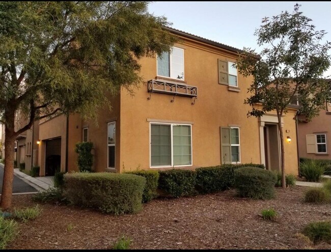 37409 Paseo Violeta Murrieta, CA 92563