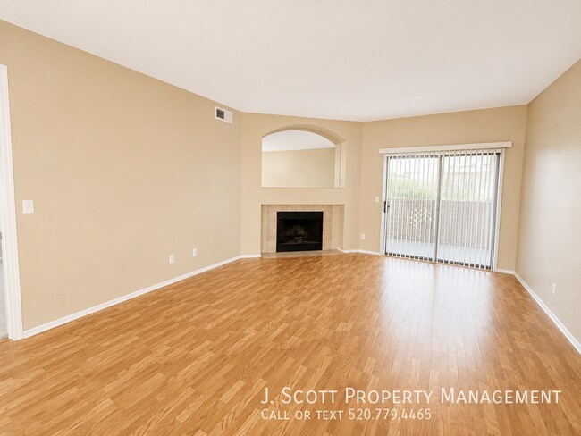 930 N Mesa Dr Mesa, AZ 85201 photo 5