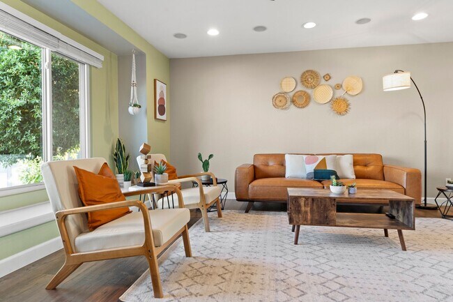8655 E Monte Vista Rd Scottsdale, AZ 85257 photo 4