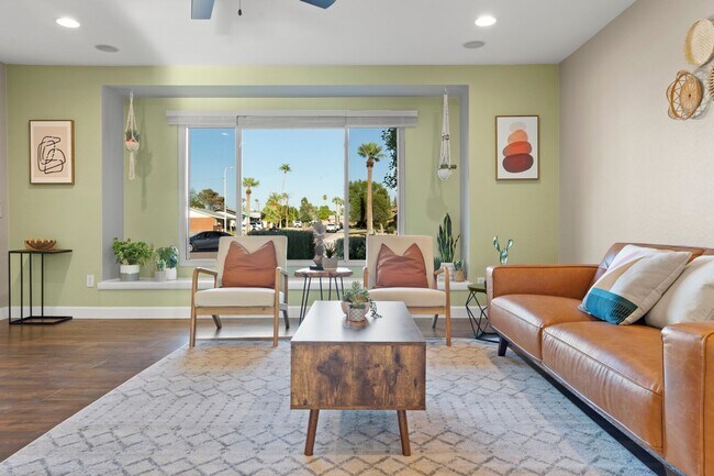 8655 E Monte Vista Rd Scottsdale, AZ 85257 photo 5