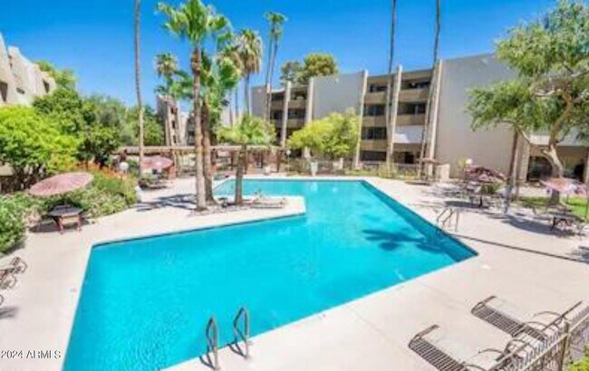 7625 E Camelback Rd Scottsdale, AZ 85251 photo 2