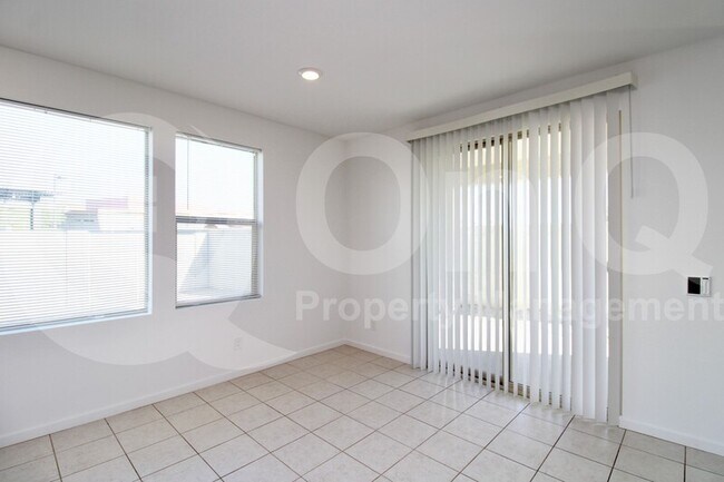 4844 S Ferric Mesa, AZ 85212 photo 3