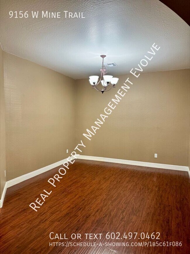 9156 W Mine Trail Peoria, AZ 85383 photo 5