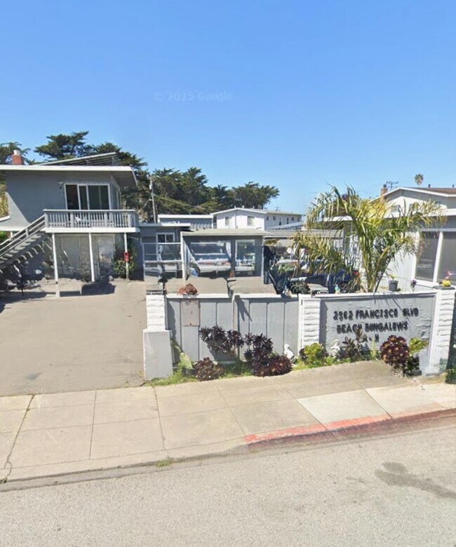 2562 Francisco Blvd unit A photo 5