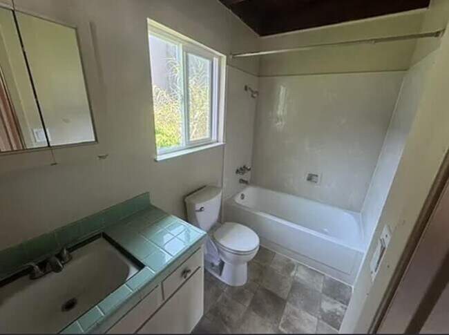 2562 Francisco Blvd unit A photo 3