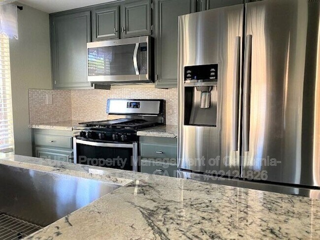 1060 Grape St San Marcos, CA 92069 photo 5