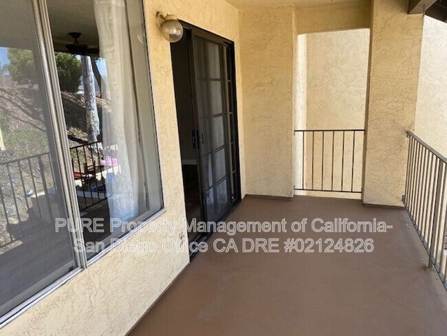 1060 Grape St San Marcos, CA 92069 photo 4