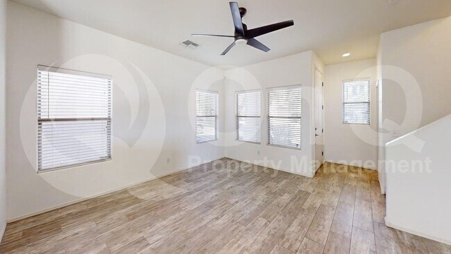 2604 S Southwind Dr Gilbert, AZ 85295 photo 5