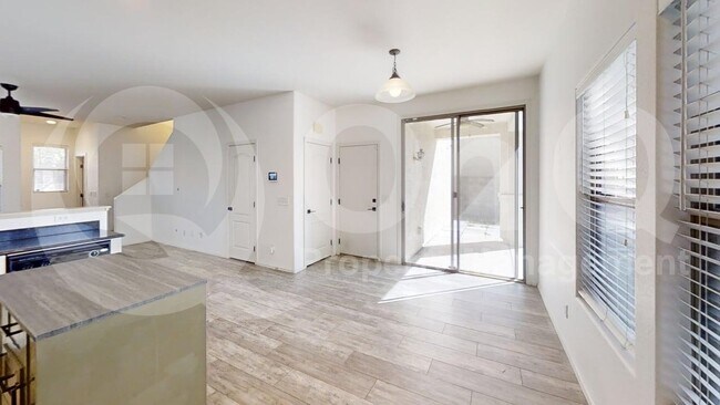 2604 S Southwind Dr Gilbert, AZ 85295 photo 4