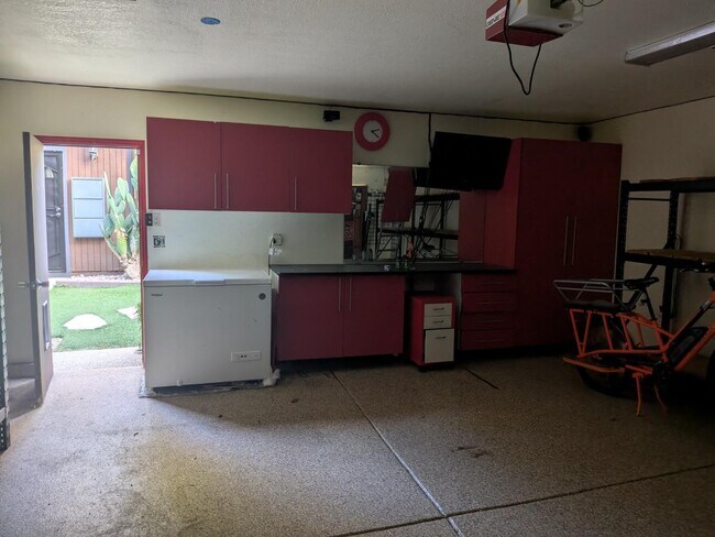 225 Jason Way Mountain View, CA 94043 photo 4