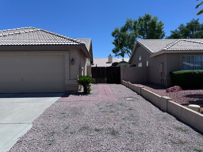 3643 W Shannon St Chandler, AZ 85226 photo 4