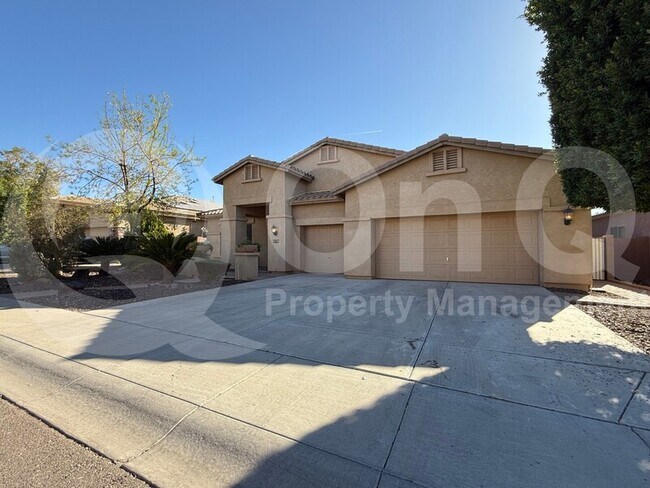 1941 W Blaylock Dr Phoenix, AZ 85085 photo 2