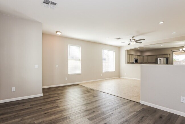 40994 N Vine Ave San Tan Valley, AZ 85140 photo 3