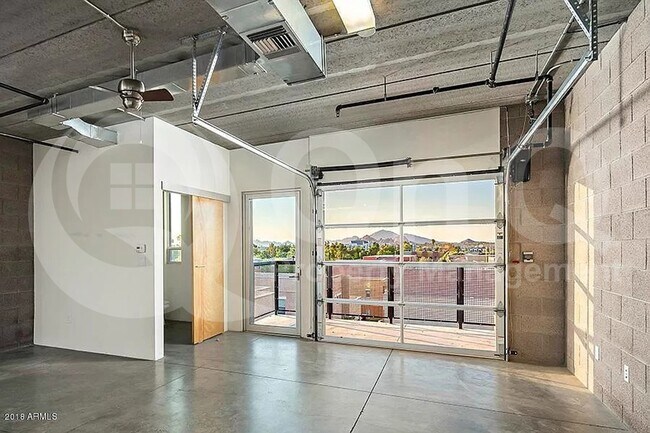 675 S Roosevelt St Tempe, AZ 85281 photo 5