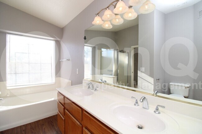 7253 E Lindner Ave Mesa, AZ 85209 photo 2