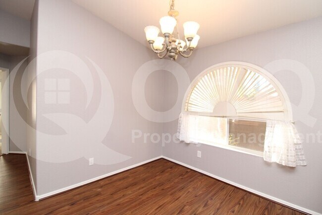 7253 E Lindner Ave Mesa, AZ 85209 photo 4