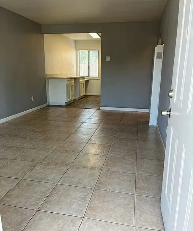 3910 Pacheco Blvd Martinez, CA 94553 photo 2