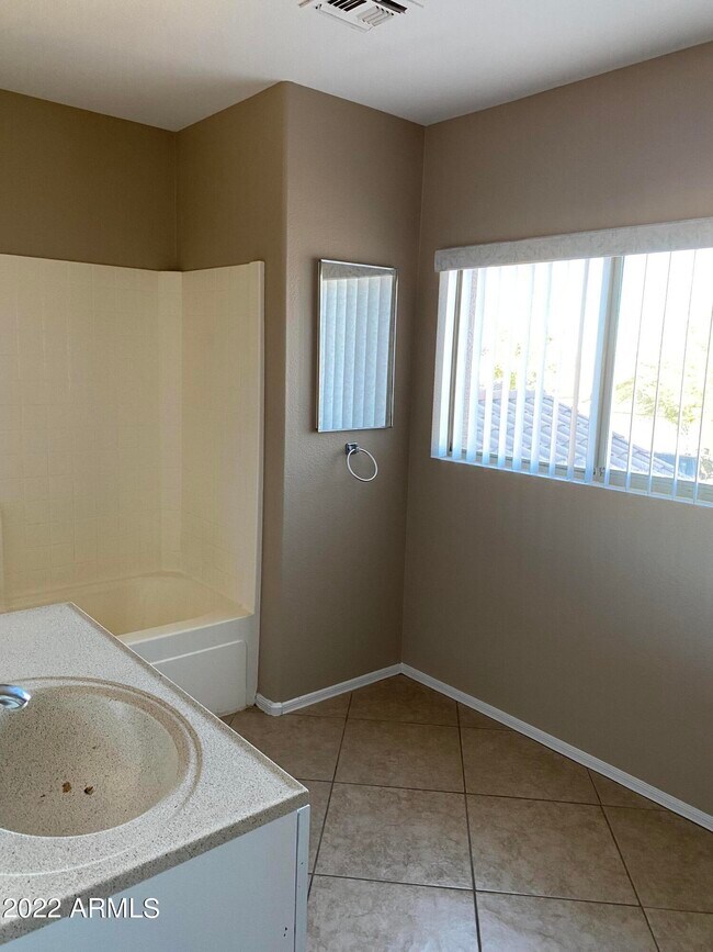 3427 E Derringer Way Gilbert, AZ 85297 photo 5