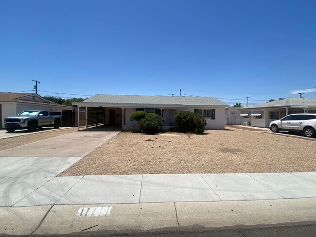 11111 W Greer Ave Youngtown, AZ 85363 photo 2