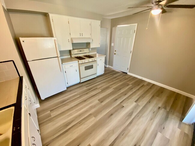 11111 W Greer Ave Youngtown, AZ 85363 photo 5