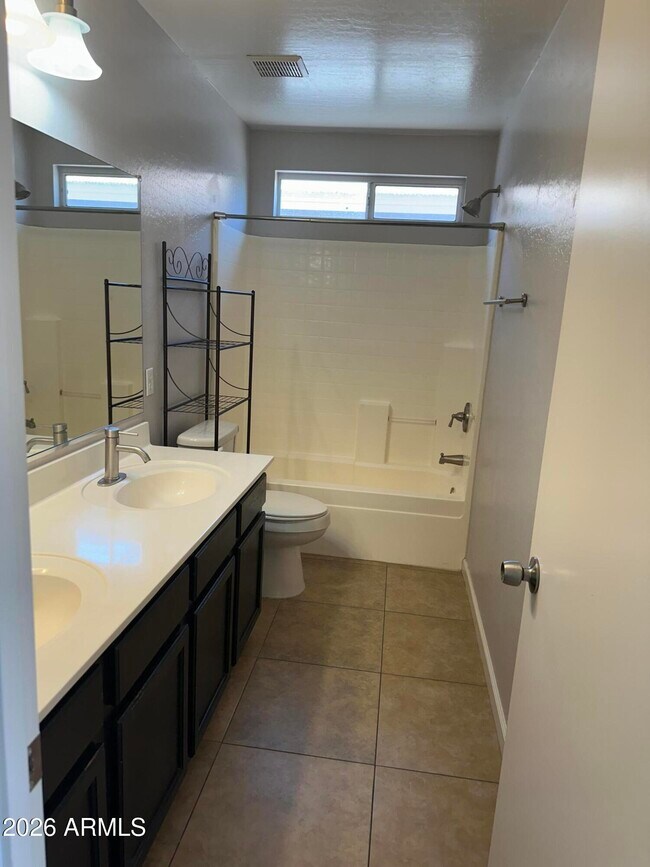 1383 S 228th Ln Buckeye, AZ 85326 photo 4